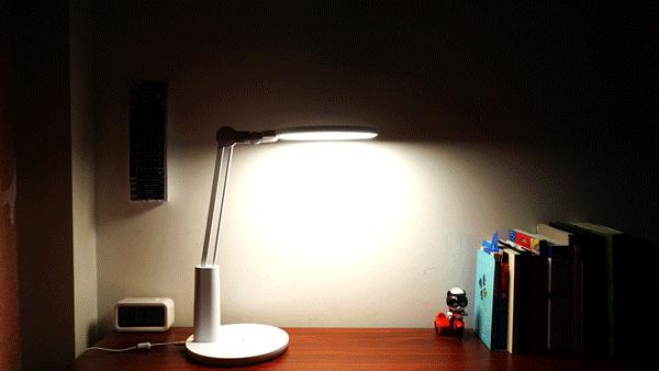 一年半后再选择,基础升级功能多,——一款孩视宝台灯使用感受