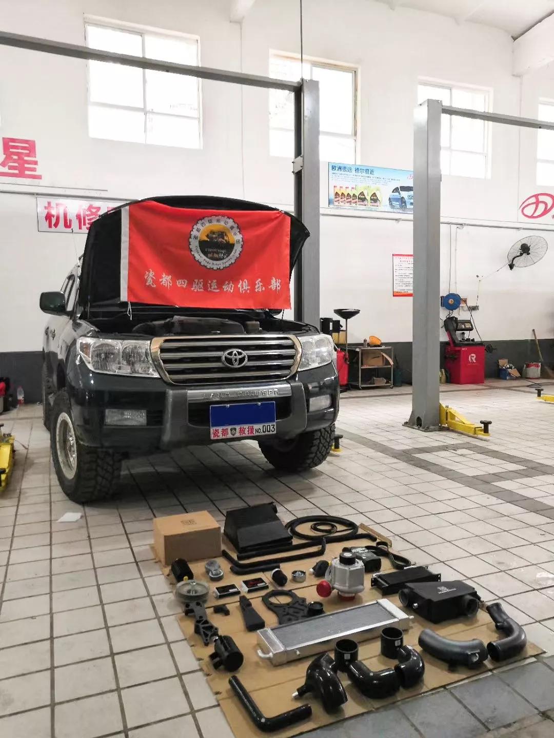 2018酷路泽4.0最顶配,2022年酷路泽4.6顶配