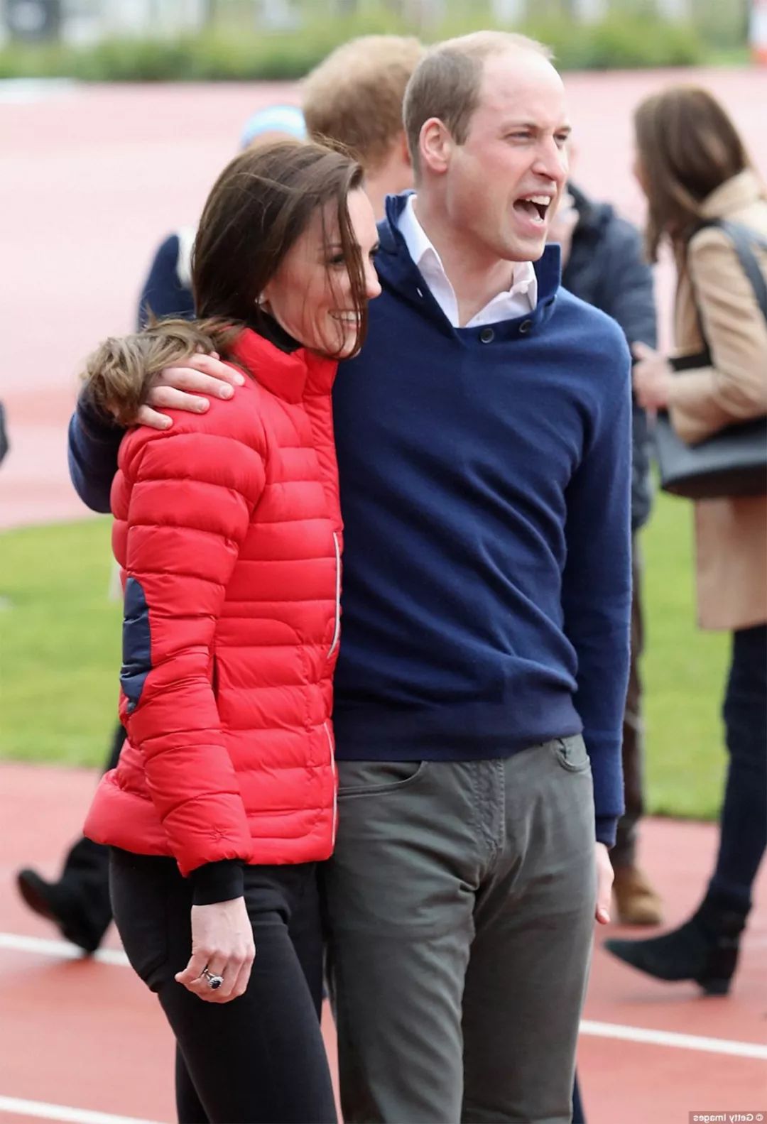 凯特成戴安娜最佳接班人!个头都与婆婆相近,梅根身高数据却成谜