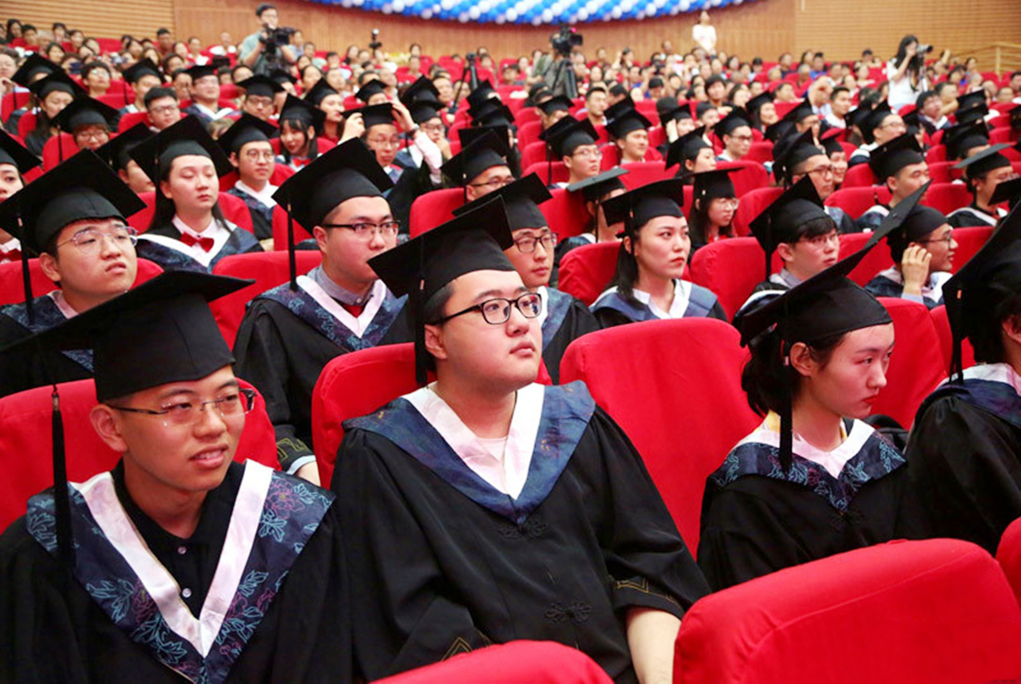 大学选择双学位有什么优势？不只是双重学费这么简单，选对很吃香