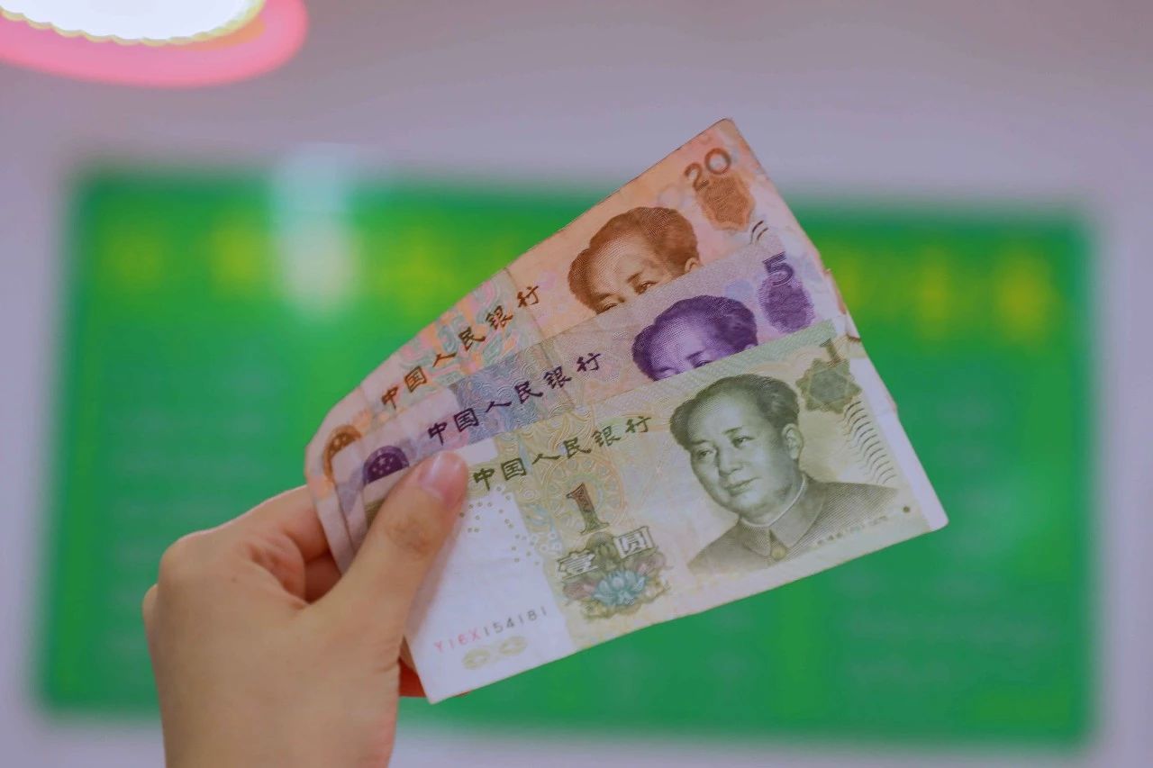 如何用100块吃三十天,100元吃牛街