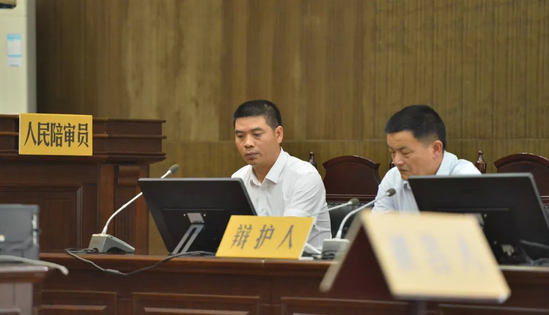 杀害狱警刘彦的凶手被执行死刑,刑满释放杀狱警刺伤法官案