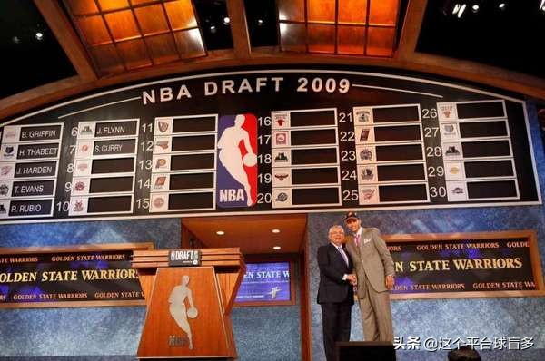 勇士队五年三冠缔造者-斯蒂芬-库里选秀始末