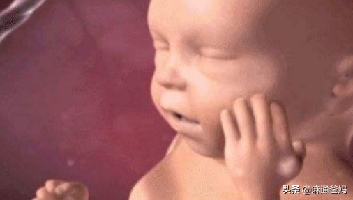 妈妈翻身胎儿是什么感觉,准妈妈翻身穿衣服