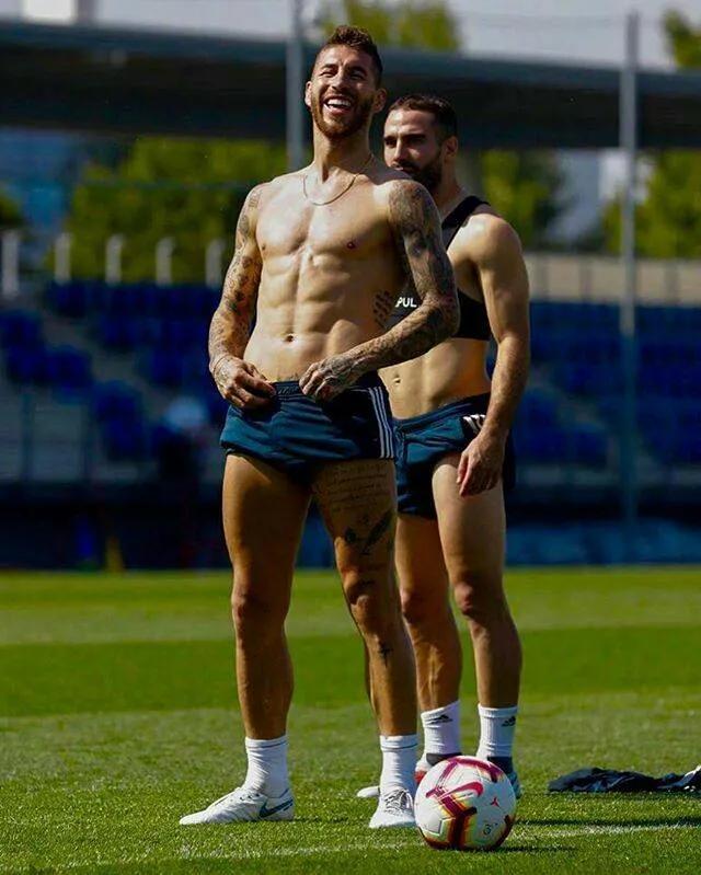 足坛十大强力锋霸,足坛五大肌霸球员