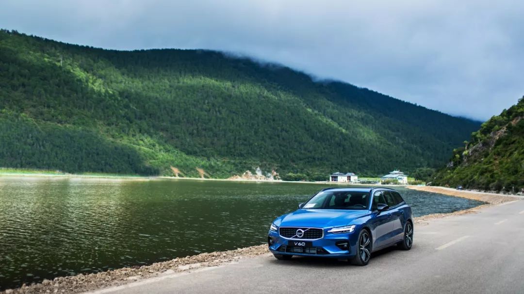 带你领略诗与远方全新沃尔沃v60,试驾沃尔沃v60最新款