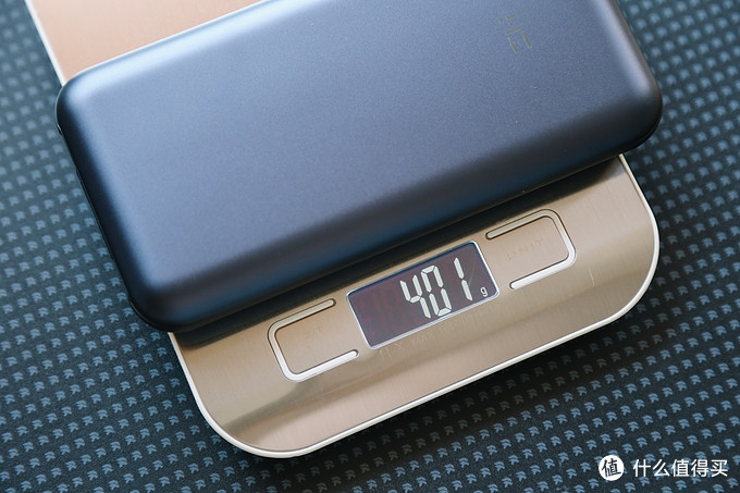 iphone无线充电适用哪些型号,iphone数据线和充电头推荐