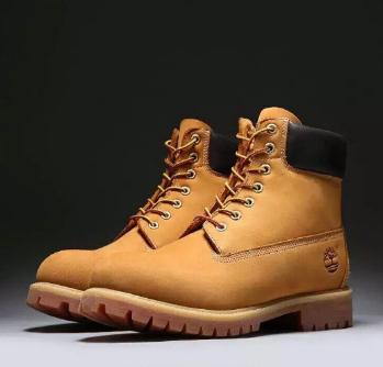 马丁靴如何选择适合自己的,如何挑选一双适合自己的马丁靴