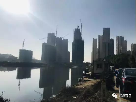 逆市大涨的股票有哪些,逆市上涨板块