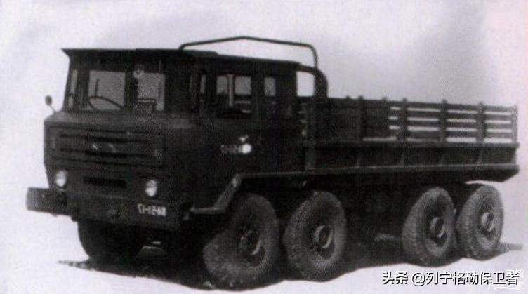 解放军轮式装甲车种类,中国军用八轮重型装甲车