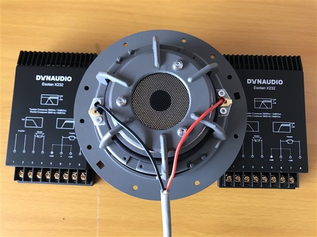 改装大众凌渡音响视频过程,还原现场音响