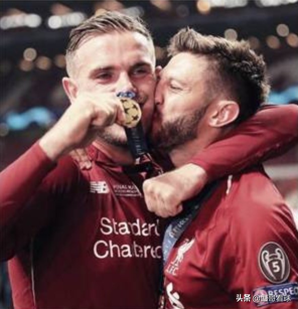 「情人节特辑」借着足球名义表白队友，他们最喜欢选在这种场合