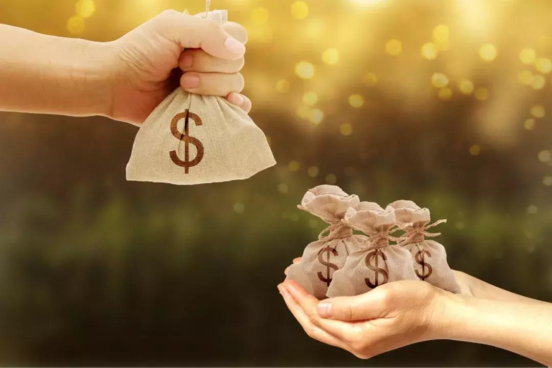 电商法出台在朋友圈卖衣服饰品,电商法代购