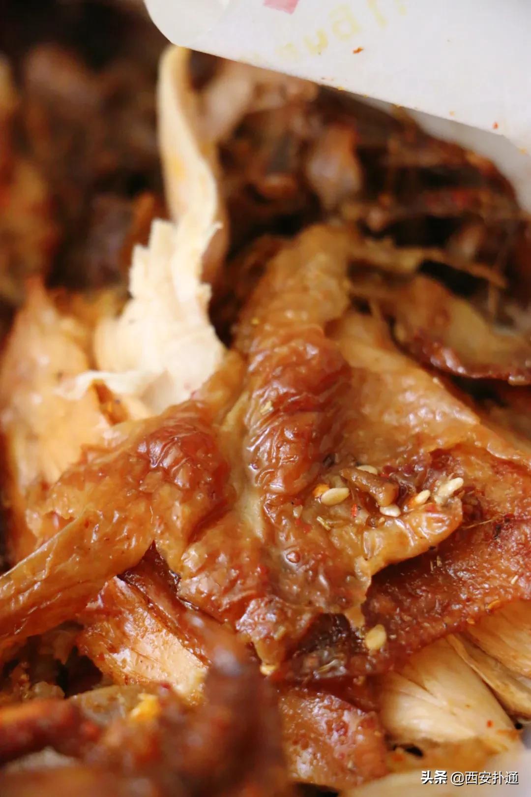 先卤后炸的火锅鸡,先卤后炸全鸡图片