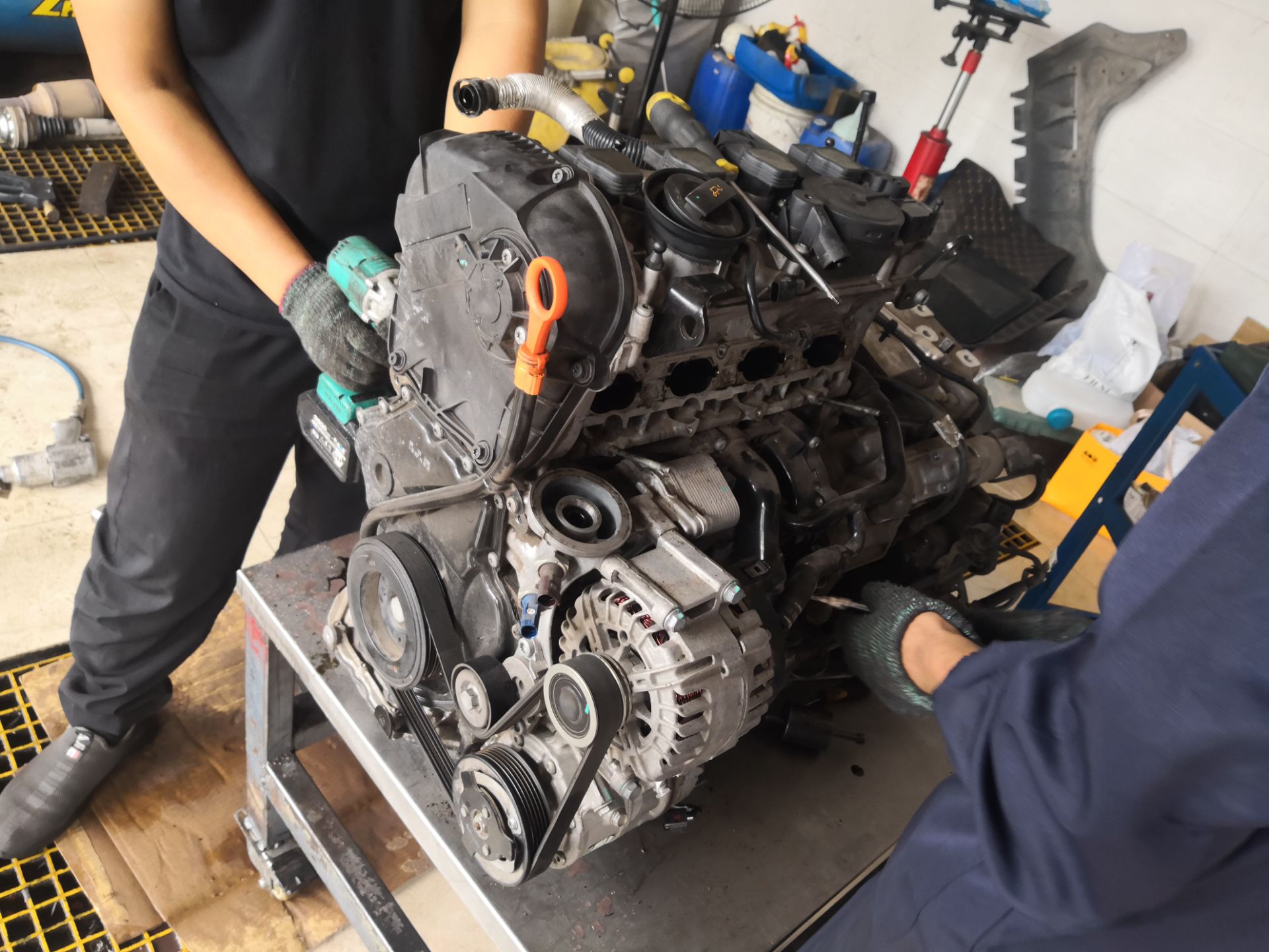 大众cc烧机油一般问题出现在哪里 (大众cc烧机油是什么表现)