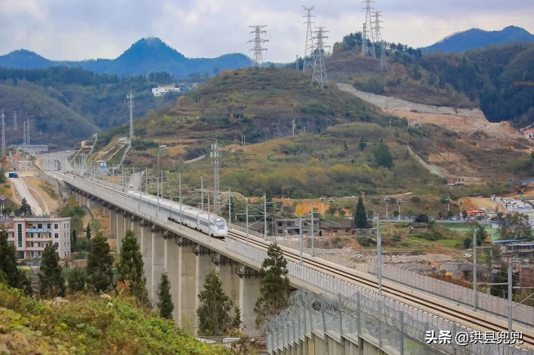 宜宾到昆明的高铁候补票需要多久,宜宾至重庆的直达高铁