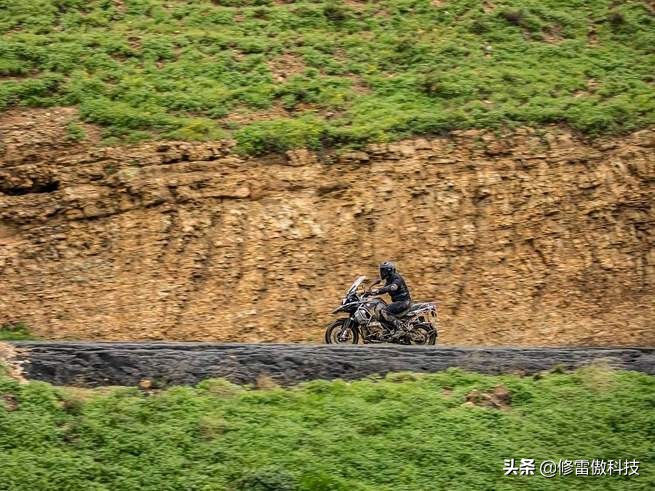 宝马r1250gsadventure,最新款宝马r1250gs