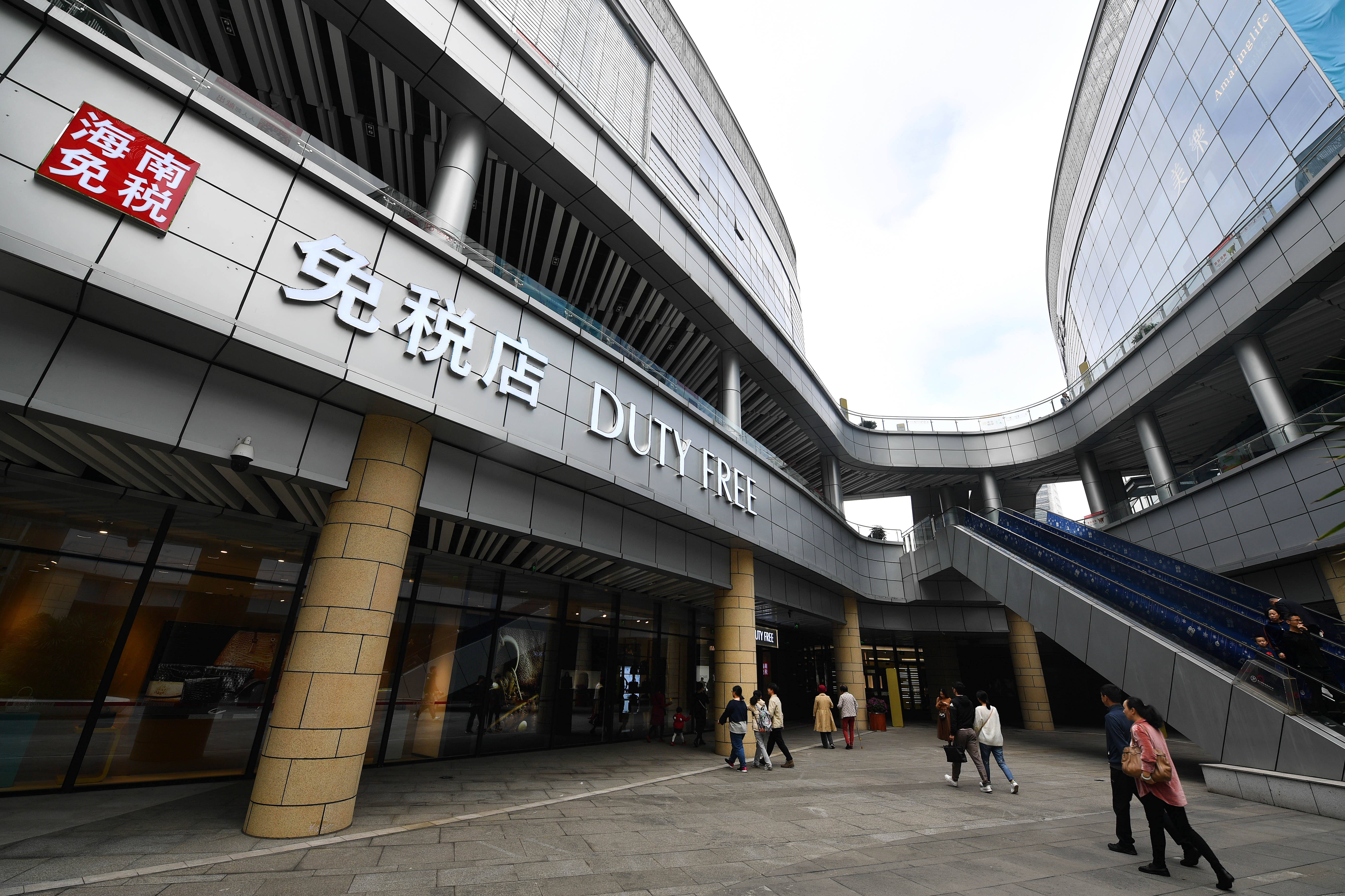 高档大牌白菜价,海南大牌免税