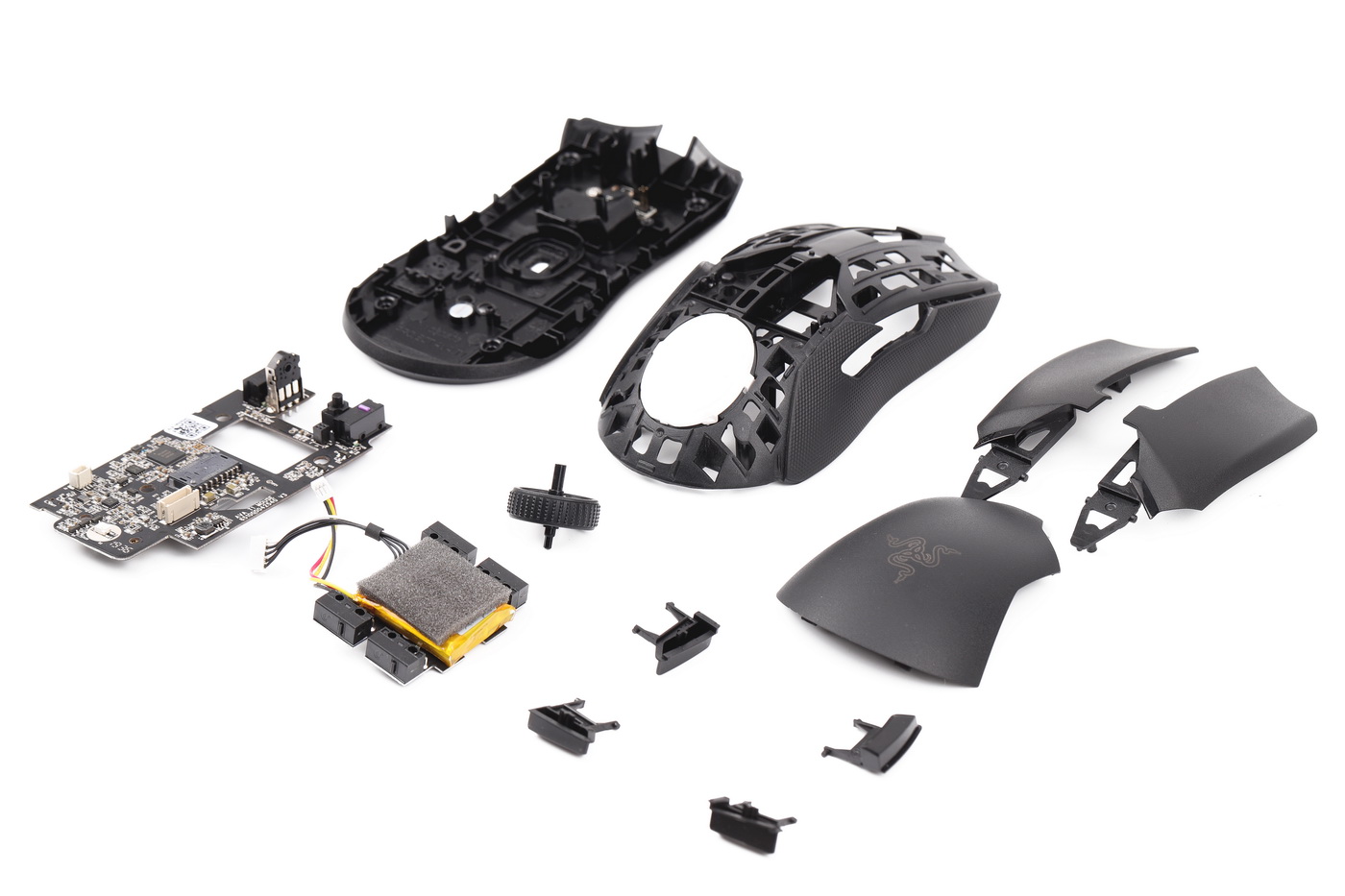 如何不挖洞实现鼠标超轻量化