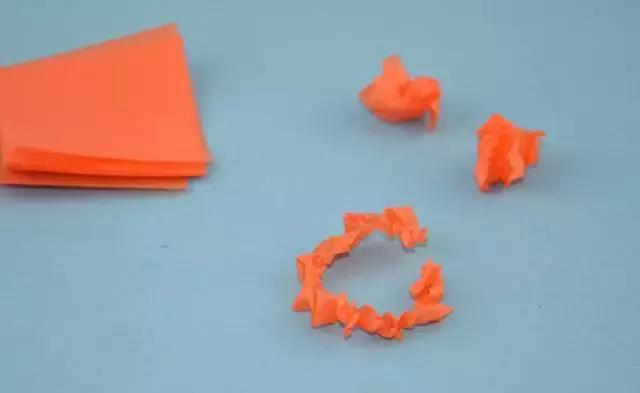 小鱼游幼儿园手工,小鱼游游游幼儿手工