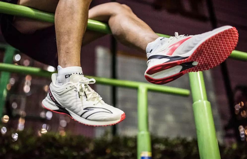 谁才是碳板跑鞋的消费主力军,碳板跑鞋分几类