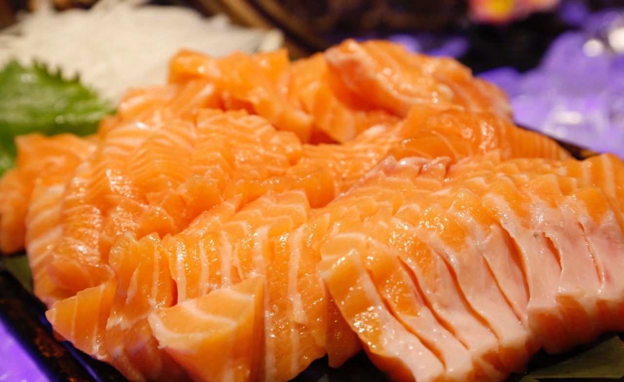 吃什么可改善眼睛视力模糊,用眼过度视力模糊三种食物来解救