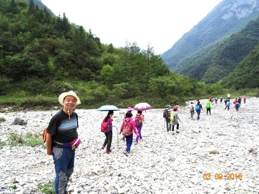 西漂湾瀑布群,建始西漂湾瀑布群