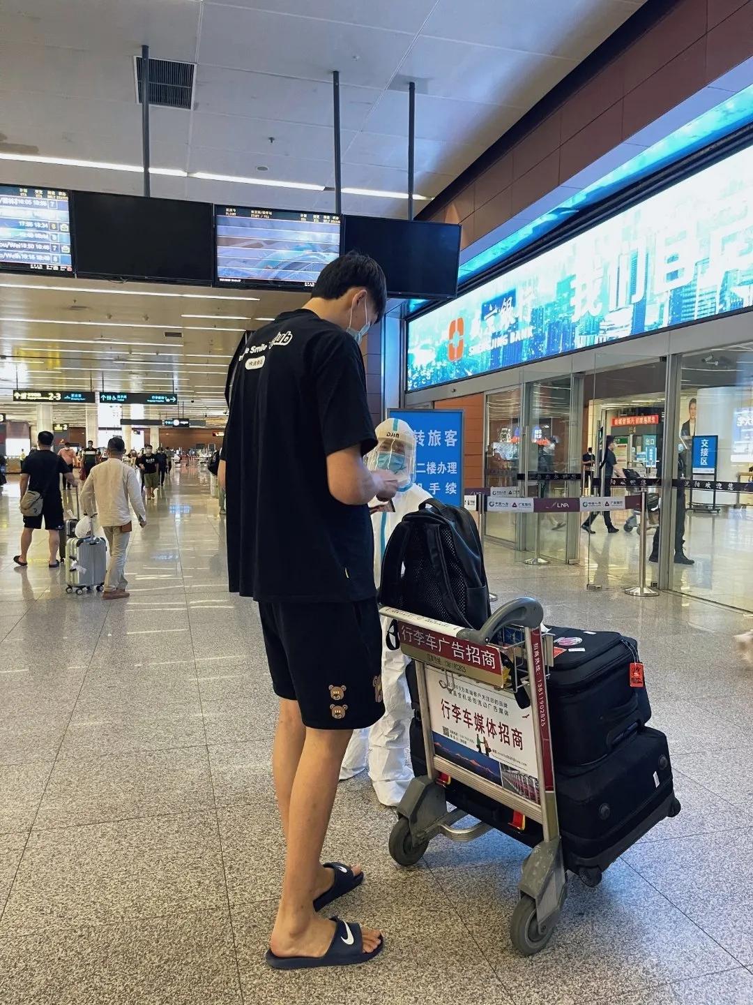 周琦打脸视频全集,周琦的打脸视频