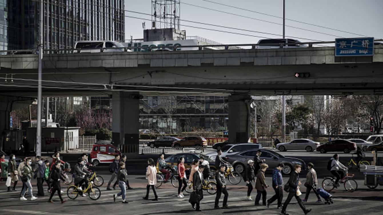 城市化发展到一定程度后怎么发展,逆城市化使乡村变成城市
