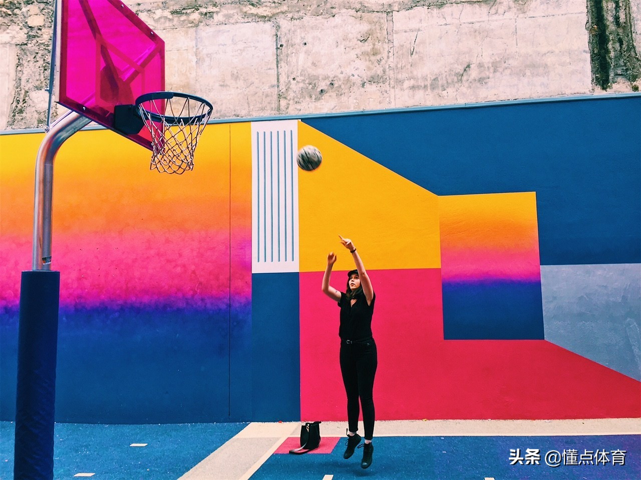 世界上最豪华的十大室内篮球场,你见过最漂亮的室外篮球场