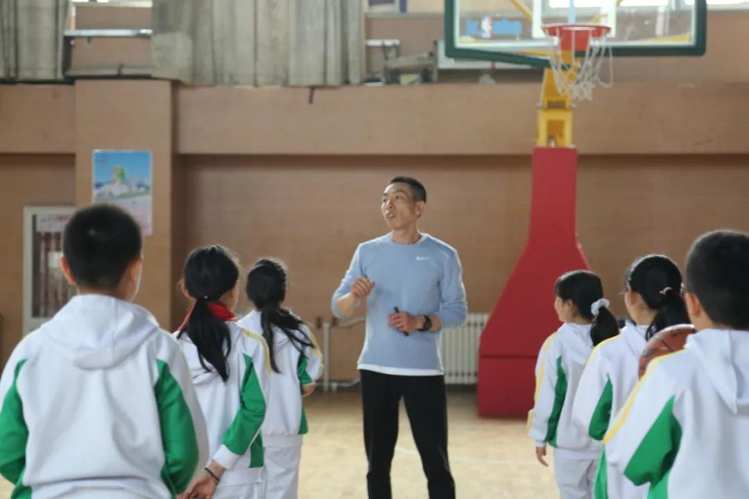 北京教育局领导深入学校,北京市石景山区古城第二小学分校