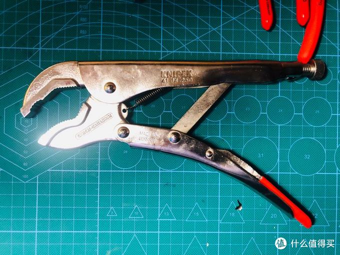 旋转机械钳子的原理,钳子的种类及各自的特点