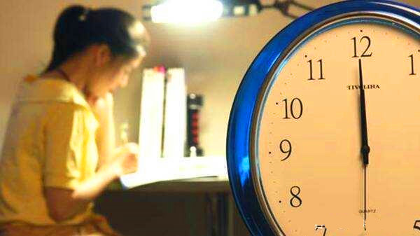 根据医学观察得出报告，这种“狂躁症”是可以治疗并不会有后遗症