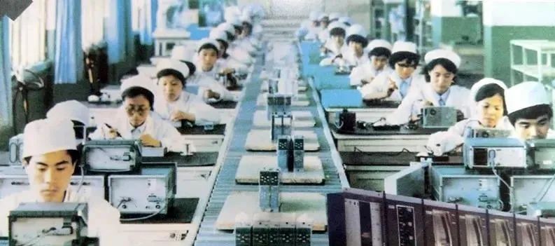 半个世纪前，一套价值700万瑞士法郎的进口设备被秘密运到秦岭