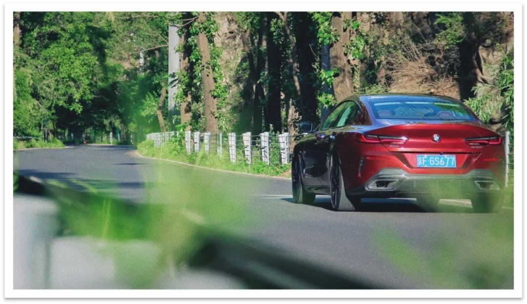 宝马轿车的天花板，试驾你不知道的“宝藏”8系