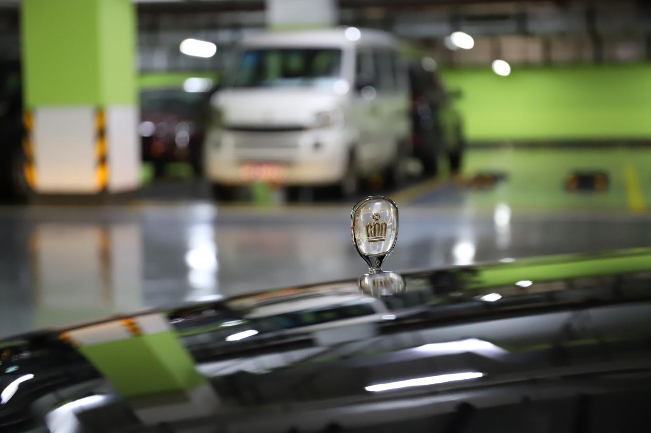 尽管饱经沧桑，但仍风采依旧！重温90年代丰田荣耀——皇冠133