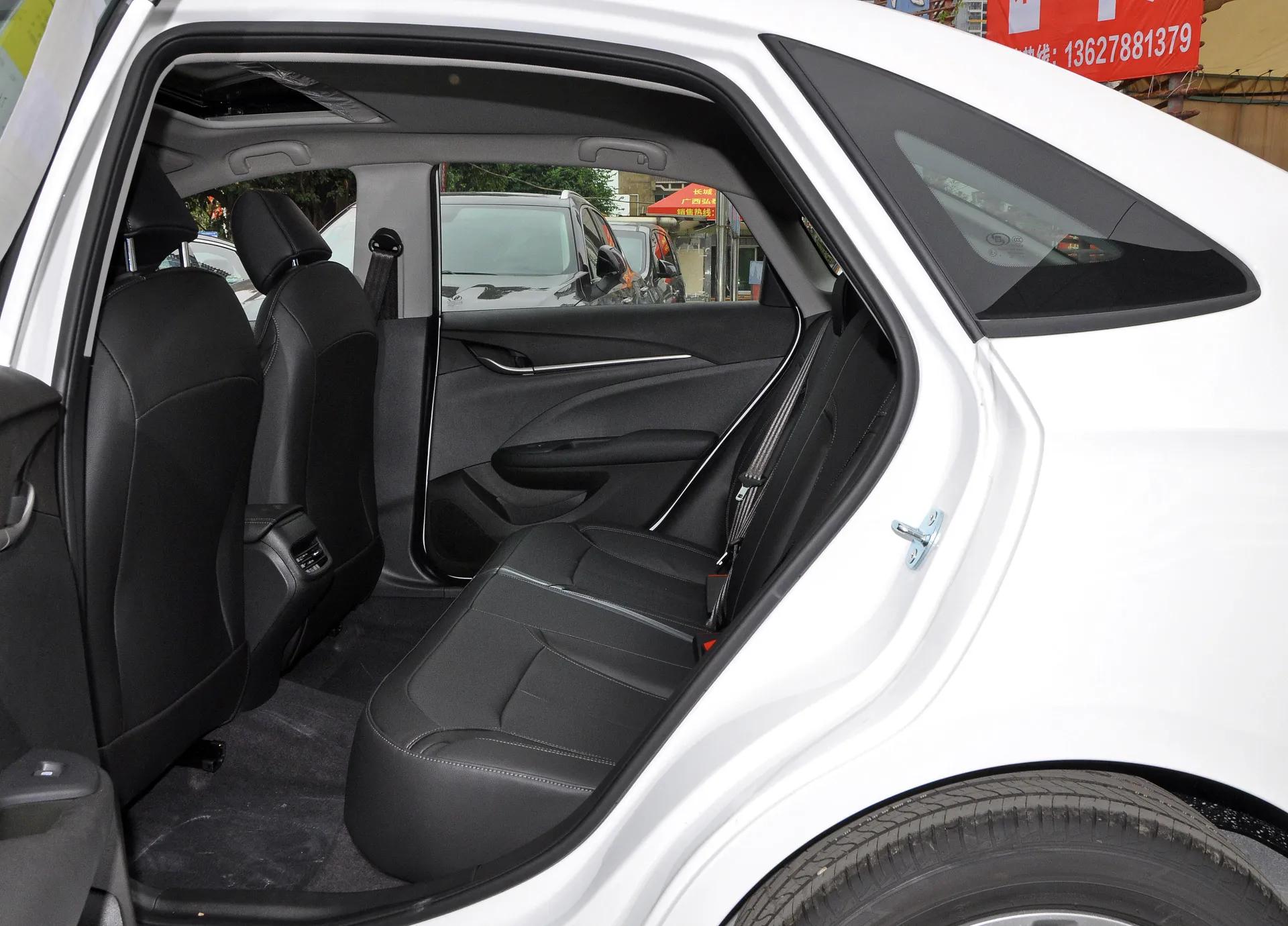 月薪五千开得起别克英朗吗,别克英朗开两万公里卖了值得么