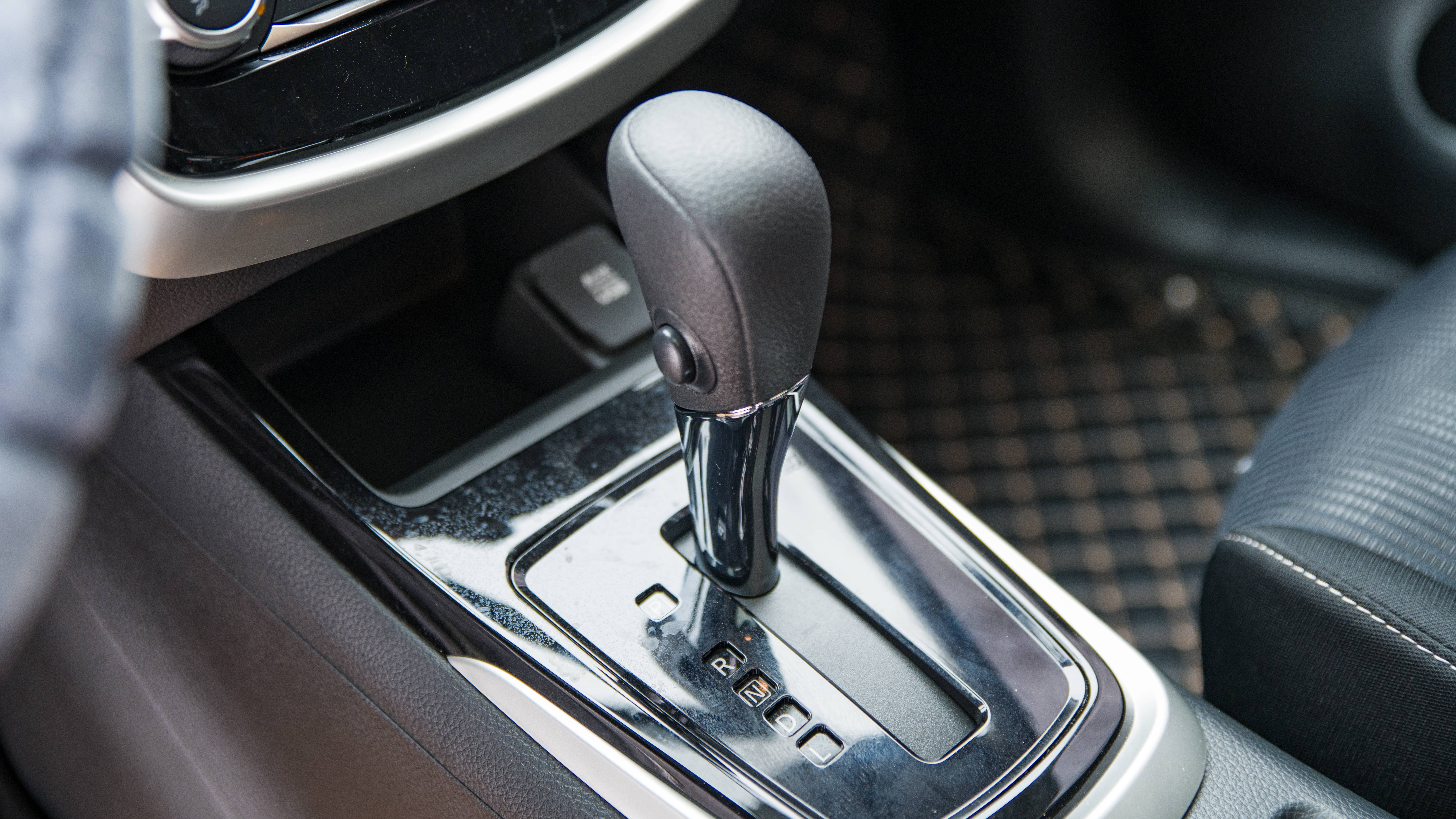 骐达拍的行车风景,骐达下雪天