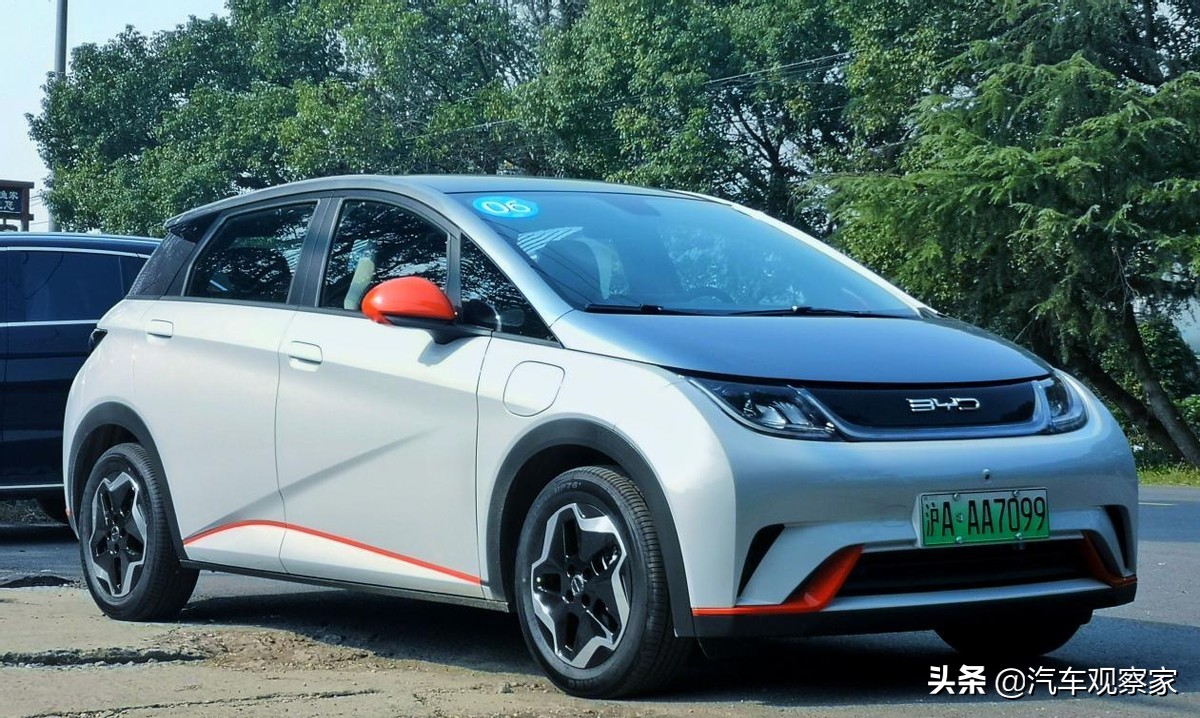 试驾比亚迪海豚50万纪念版pro,十万级纯电新选择试驾比亚迪海豚