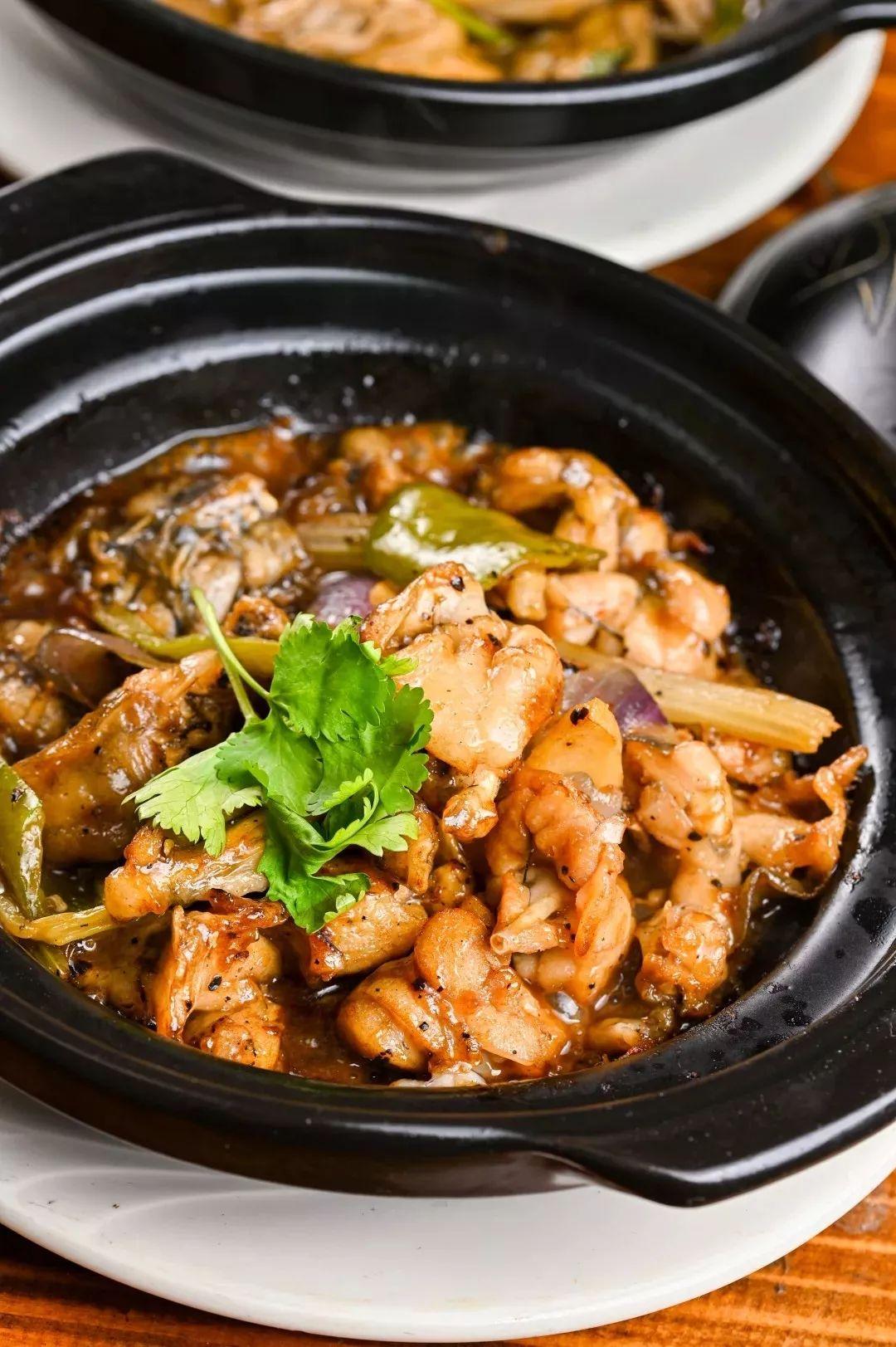 4000m²「平价海鲜」，还藏了个老广早茶，鸡煲、羊肉、虾蟹