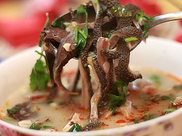 寻味宝塔｜世纪难题之晚上吃啥？羊杂碎！