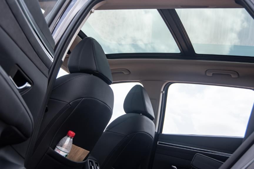 试驾第五代途胜l混动版,第五代途胜l的干式双离合怎么样