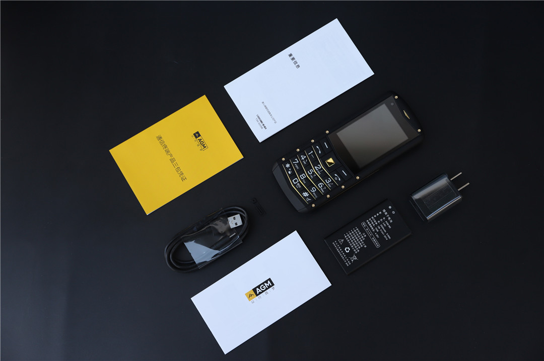 agmm9三防老人手机,agm三防手机暴力测评