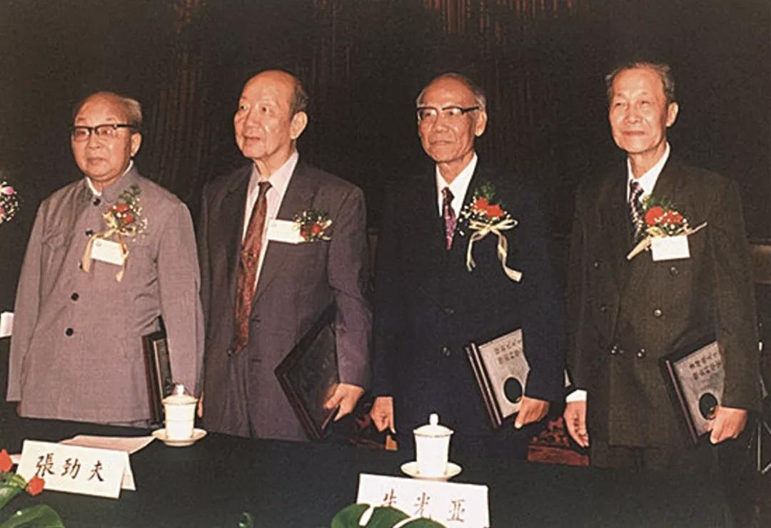 1个馒头，1角钱干菜汤，航天梦就是这样干出来的