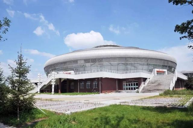 辽宁航空航天大学排名,辽宁大学和航空航天大学哪个好