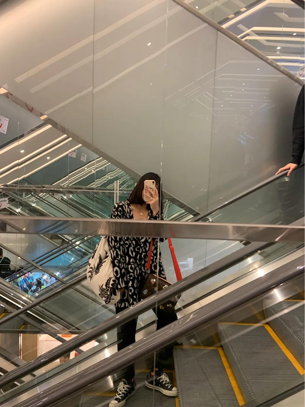 新手小白怎么了解服装市场,服装行业拿货渠道有几种