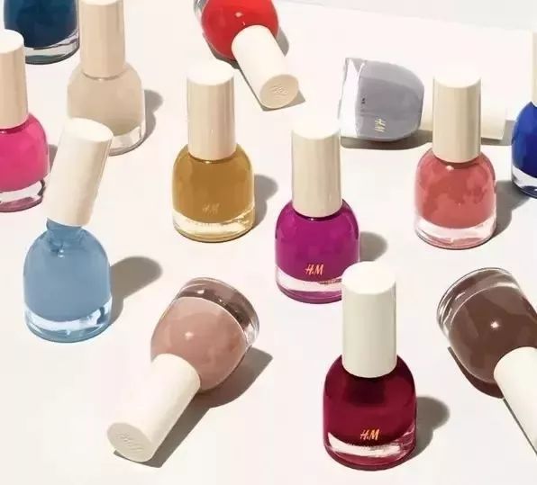 现在流行的美妆,现在比较流行哪些美妆产品