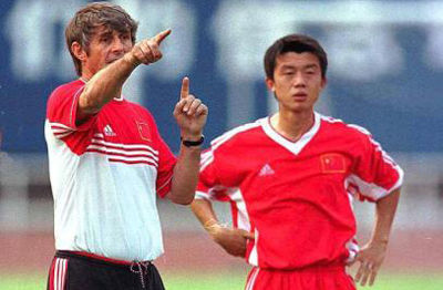 黄勇足球运动员八一队,足球运动员黄勇