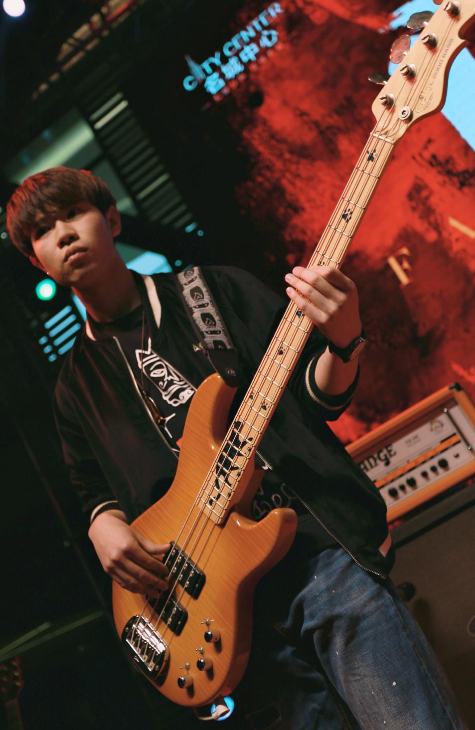 大连儿童吉他弹唱培训,少儿吉他弹唱班