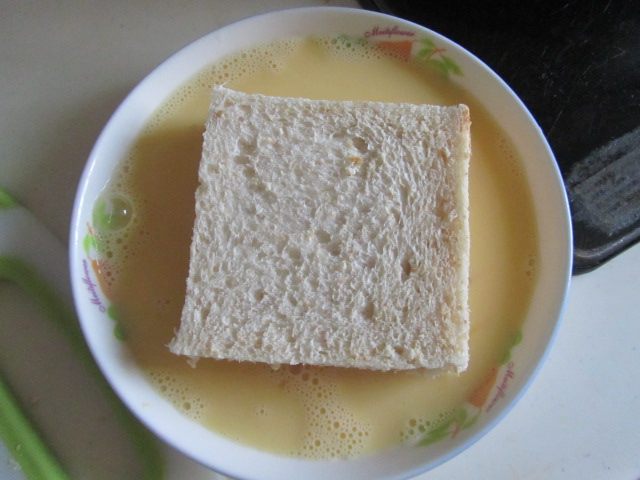 火腿西多士做法,火腿西多士